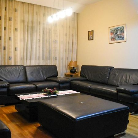 Apartman Sara 2 Podgorica Exterior foto